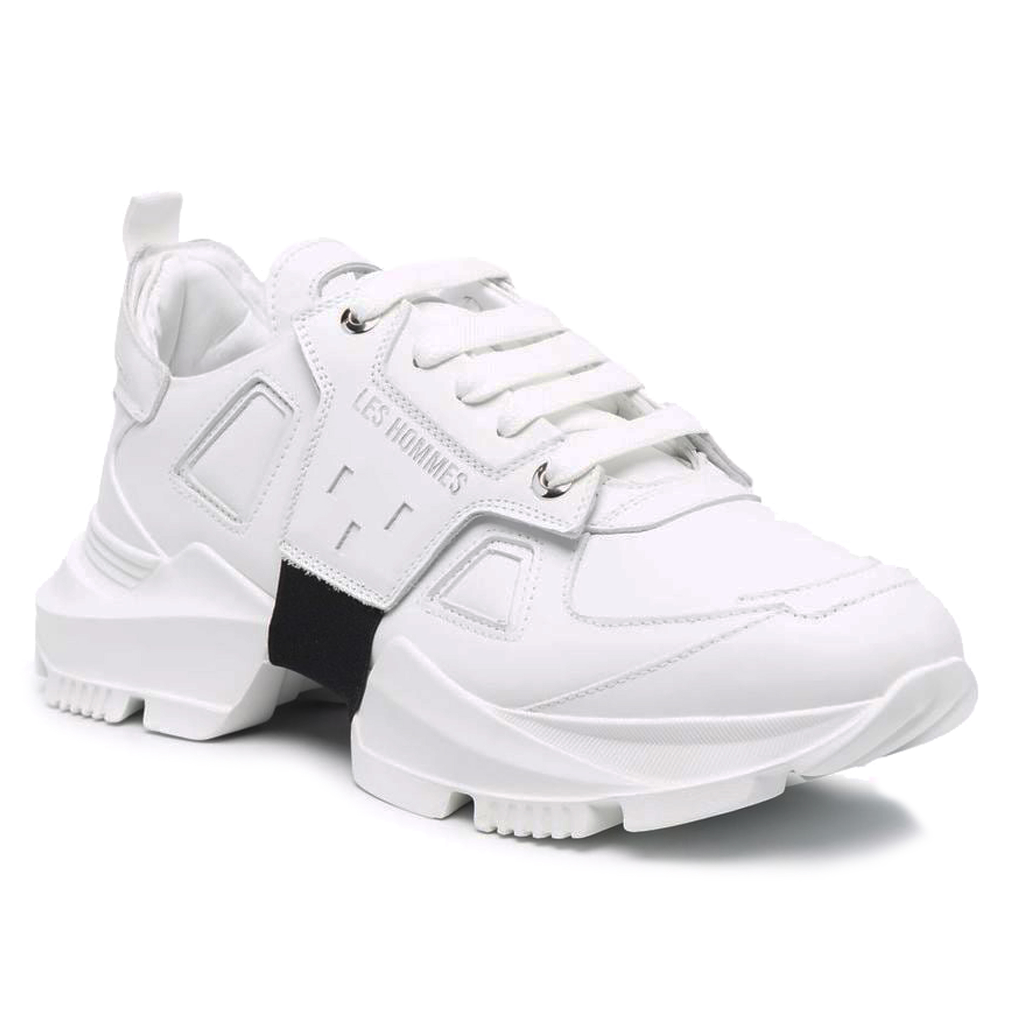 Low-top trainers