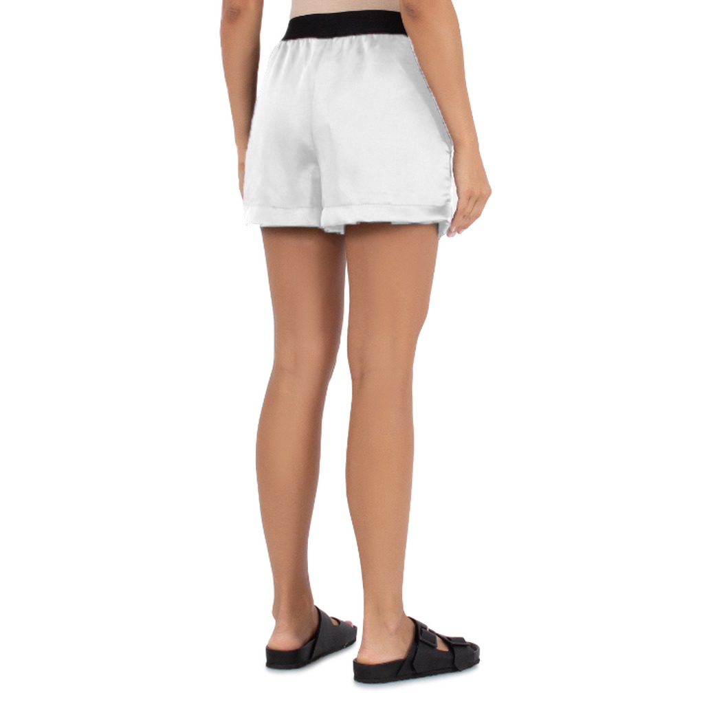 Shorts in modal bianchi