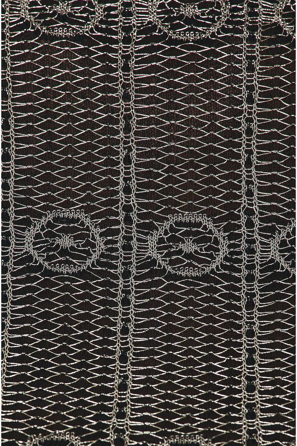 Top black-silver