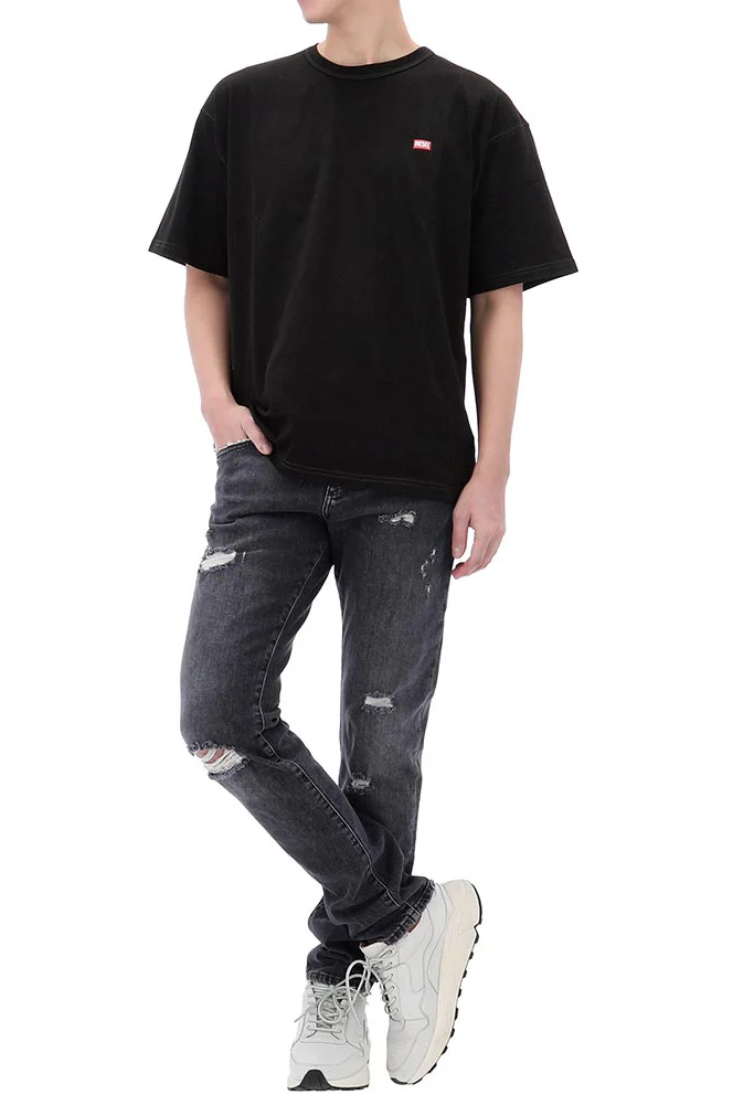 Lucky chance logo distressed denim
