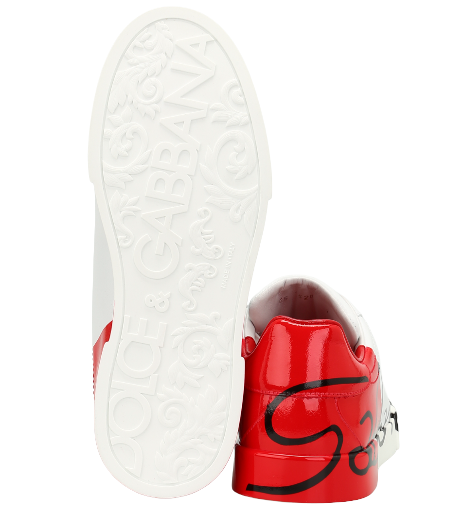 Sneakers patent leather