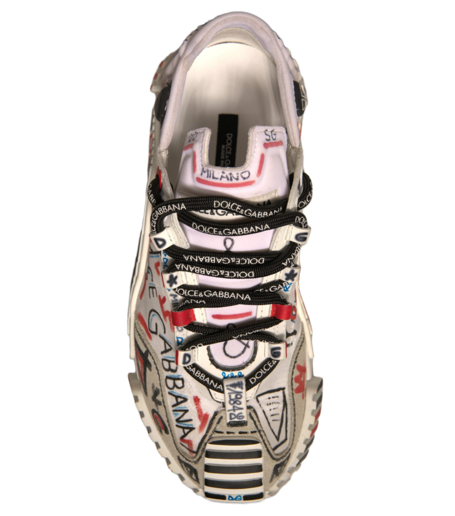 Sneakers graffiti milano
